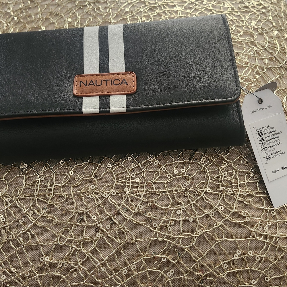 NWT! Nautica Black and White Striped Clutch
